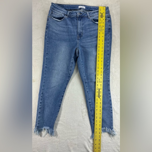 Judy Blue Distressed Hem Skinny Jeans - Picture 11 of 13